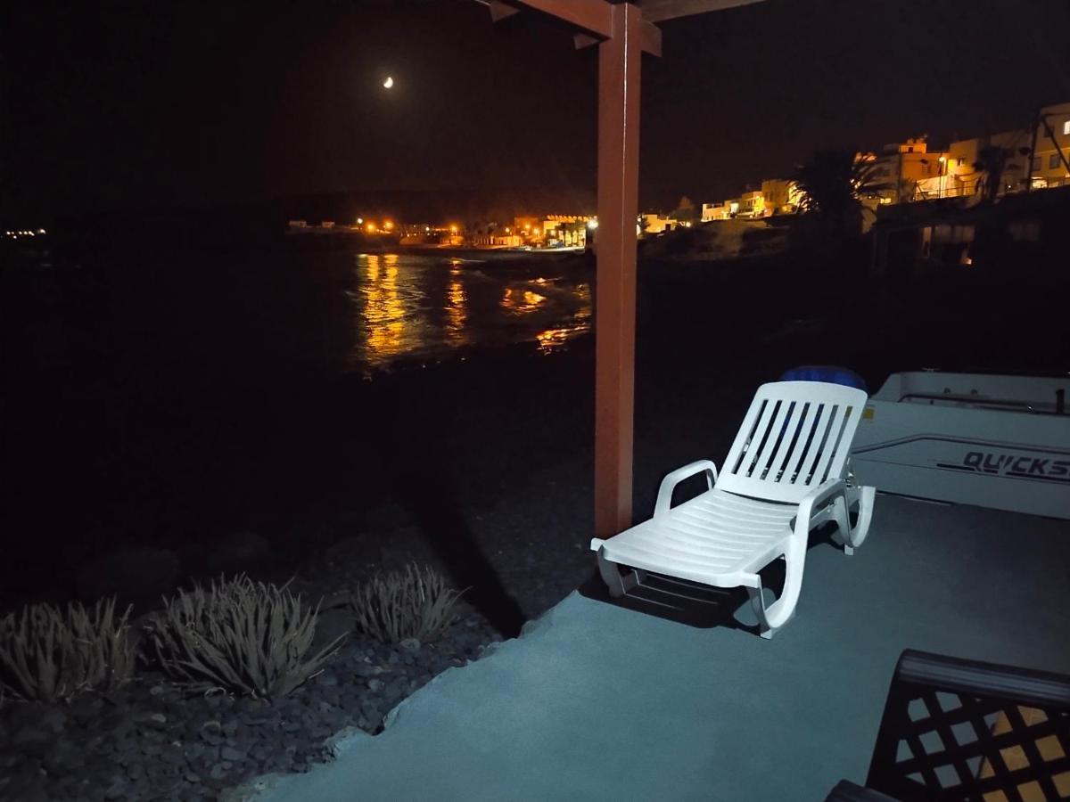 Casa Marinera En La Orilla Del Mar Vila La Lajita Exterior foto